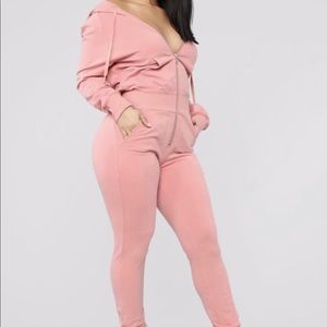 Fashion nova jumpsuit